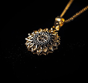 Chain with locket